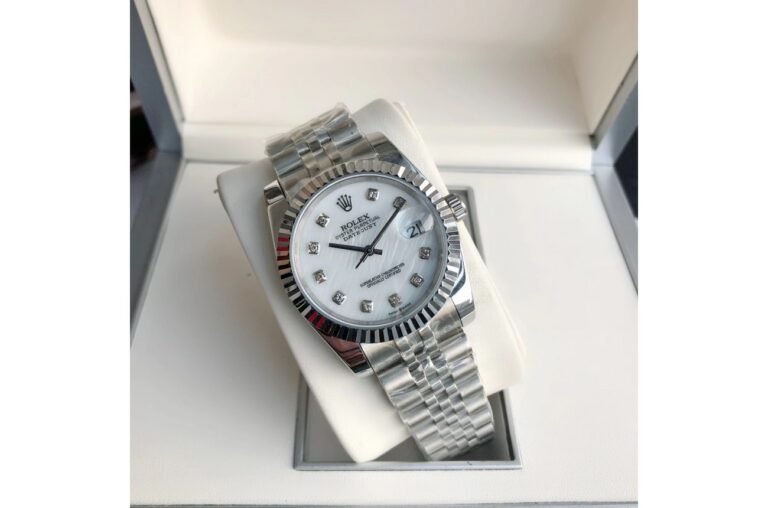 Replica Rolex Datejust SS/SS Jub White/Dial Angle Detail