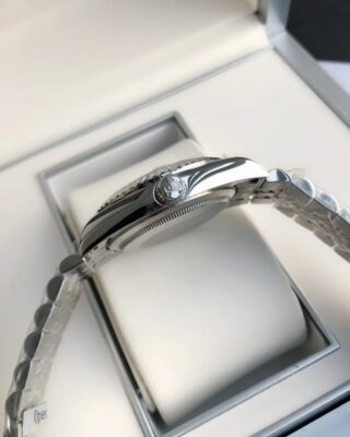 Replica Rolex Datejust SS/SS Jub White/Dial Style Perspective