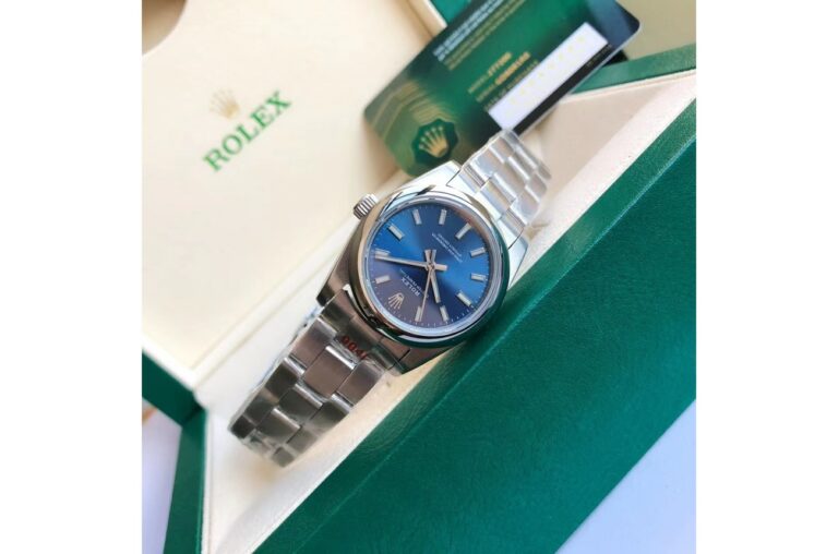 Replica Rolex Oyster Perpetual SS/SS Blue/Stk Feature Highlight