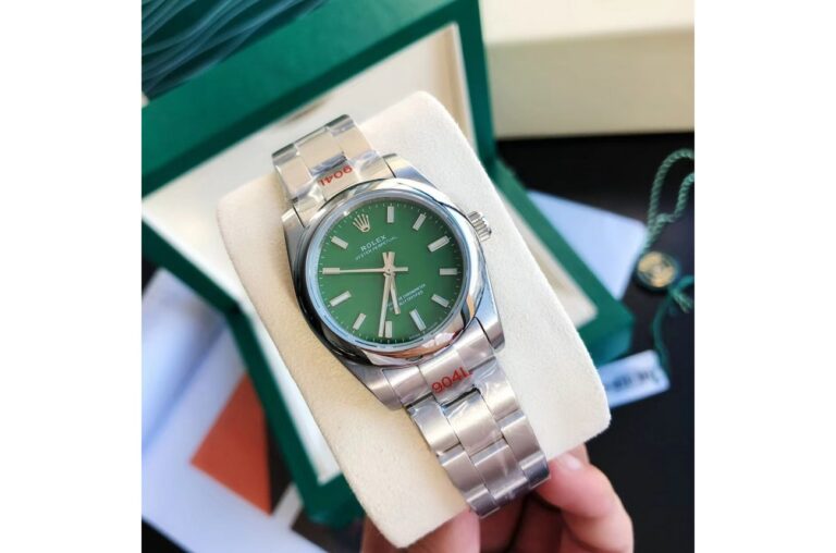 Replica Rolex Oyster Perpetual SS/SS Green/Stk Perspective View