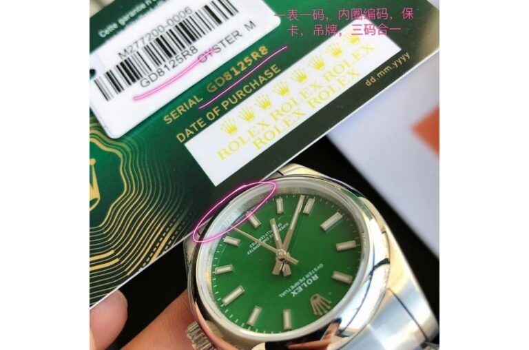 Replica Rolex Oyster Perpetual SS/SS Green/Stk Feature Highlight