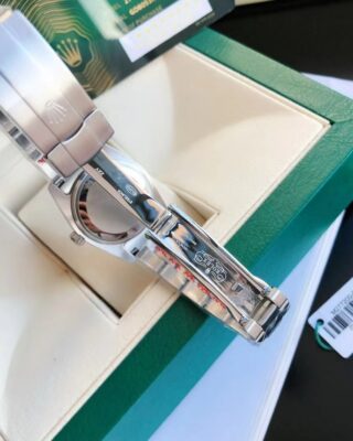 Replica Rolex Oyster Perpetual SS/SS Sliver/Stk Angle Detail