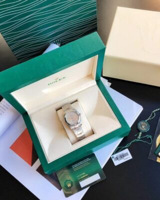 Replica Rolex Oyster Perpetual SS/SS Sliver/Stk Close-Up Focus