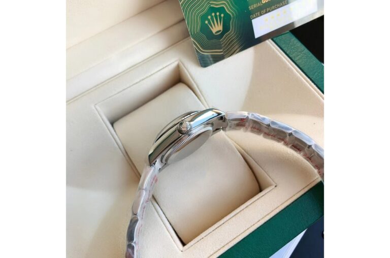 Replica Rolex Oyster Perpetual SS/SS Yellow/Stk Style Perspective