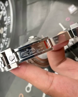 Replica Rolex GMT MAster II Pepsi Black Dial Blue Red Bezel