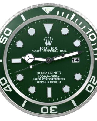 Replica ROLEX WALL CLOCK – SUBMARINER ‘HULK‘ EDITION Angle Detail