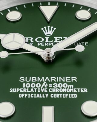 Replica ROLEX WALL CLOCK – “XL” SUBMARINER Close-Up Focus