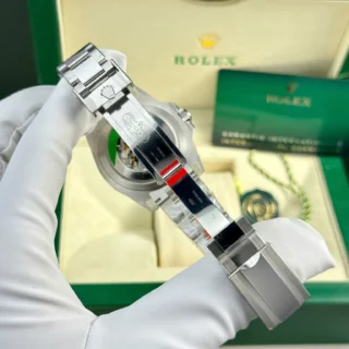 Replica Rolex GMT Master Sprite Black Dial Green and clack Bezel Oyster Bracelet