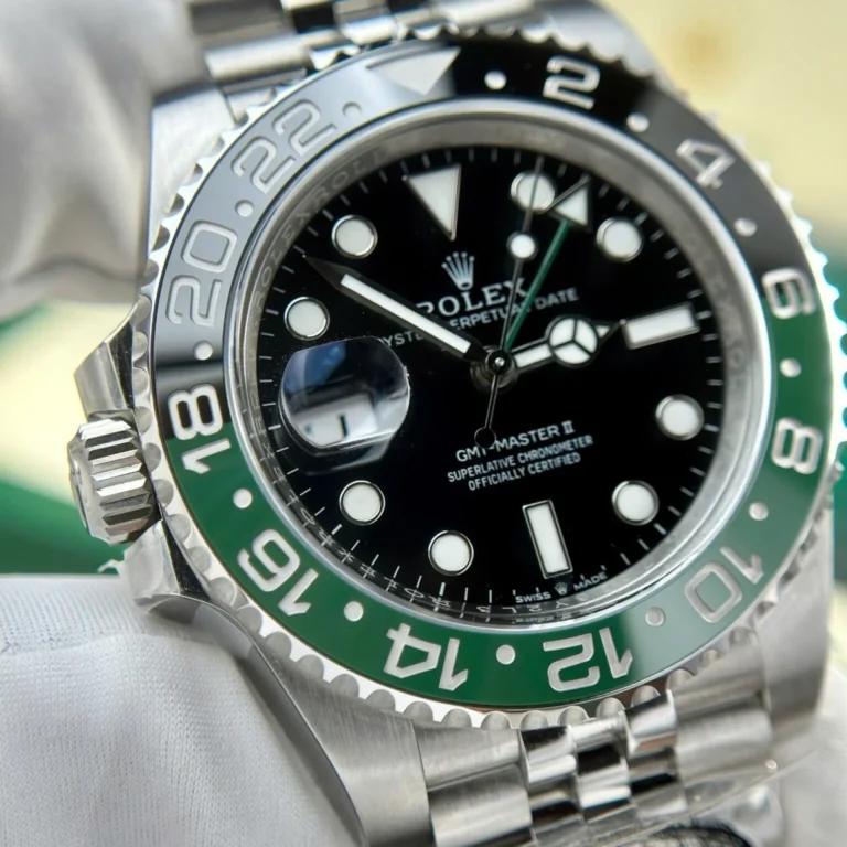 Replica Rolex GMT Master Sprite Black Dial Green and clack Bezel Jubilee Bracelet