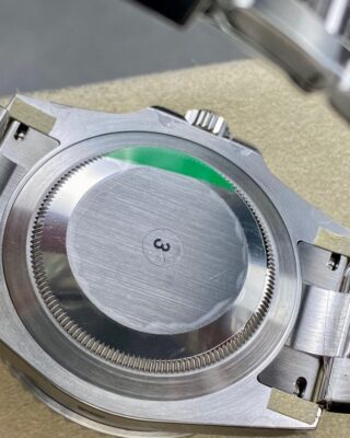 Superclone Rolex GMT-Master II 126710GRNR 