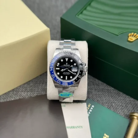 Replica Rolex GMT Master II Batman Black Dial Blue and Black Bezel Oyster Bracelet