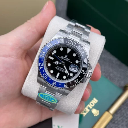 Replica Rolex GMT Master II Batman Black Dial Blue and Black Bezel Oyster Bracelet