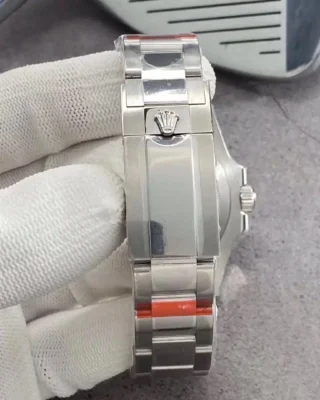 Replica Rolex GMT-Master II 126710BLRO 