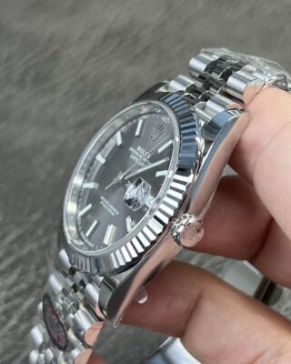 Superclone Rolex Datejust Rhodium Dial 126334 Jubilee Close-Up Focus