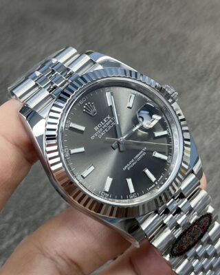 Superclone Rolex Datejust Rhodium Dial 126334 Jubilee Profile Shot