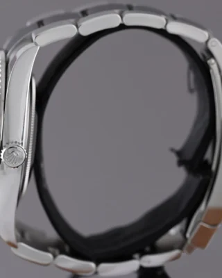 Replica Rolex Datejust Blue Dial 126334 Oyster Feature Highlight