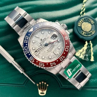Replica Rolex GMT Master II Superman Meteorite Dial Blue Red Bezel