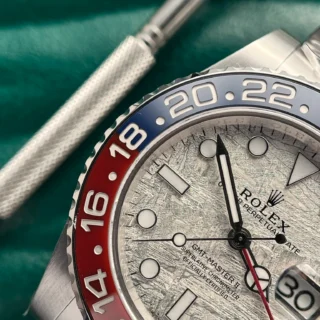 Replica Rolex GMT Master II Superman Meteorite Dial Blue Red Bezel