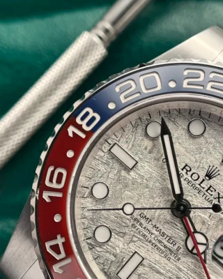 Replica Rolex GMT Master II Superman Meteorite Dial Blue Red Bezel