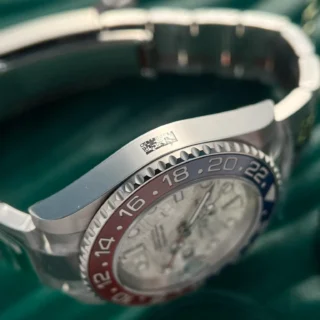 Replica Rolex GMT Master II Superman Meteorite Dial Blue Red Bezel