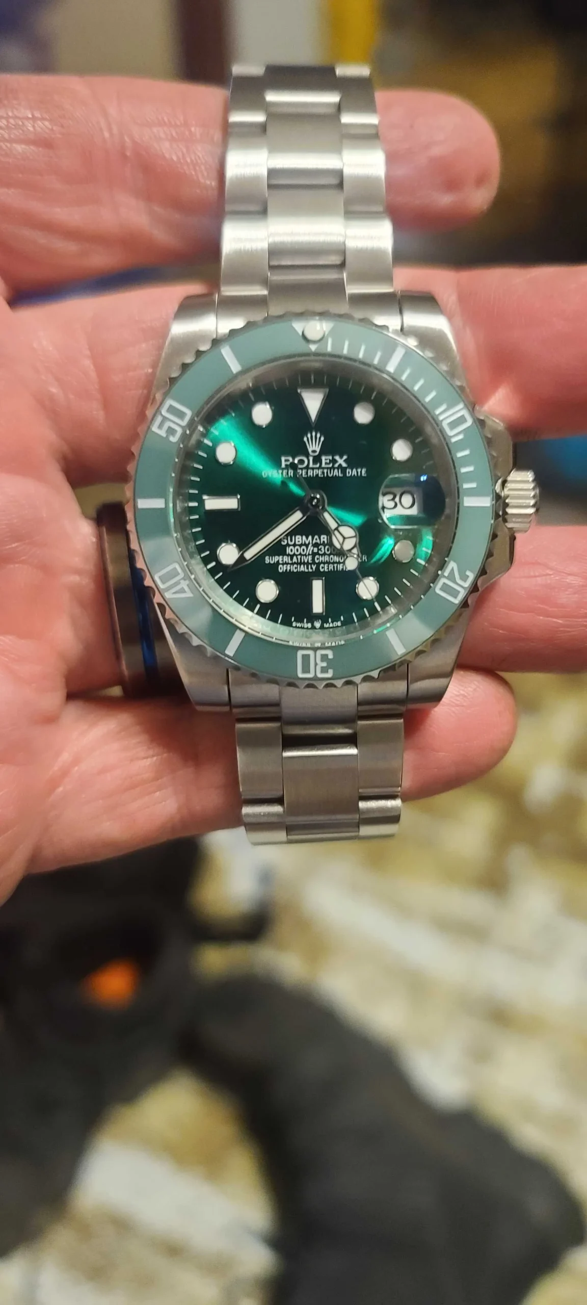 Rolex Submariner 40mm Green Dial 116610LV "Hulk" photo review