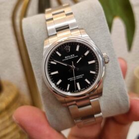 Rolex Oyster Perpetual Lady 31mm Black Dial 277200 photo review