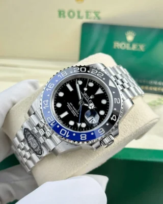 Replica Rolex GMT Master II Batgirl Black Dial Blue And Black Bezel Jubilee Bracelet