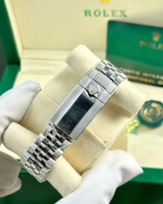 Replica Rolex GMT Master II Batgirl Black Dial Blue And Black Bezel Jubilee Bracelet