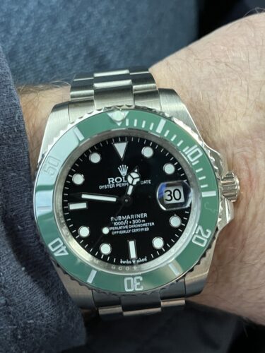 Rolex Submariner 41mm Black Dial 126610LV "Starbucks" photo review