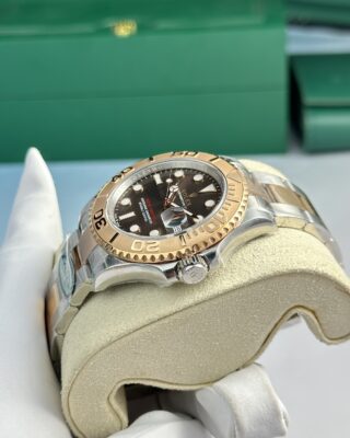 Replica Rolex Yacht-Master Chocolate Dial 126621 Angle Detail