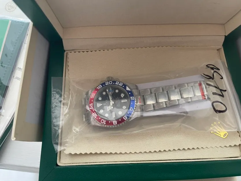 Rolex GMT-Master 40mm Black Dial 16710 "Pepsi" photo review