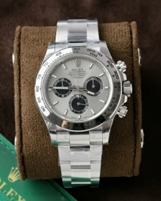 Replica Rolex Daytona Silver Dial Steel Bezel Oyster Bracelet