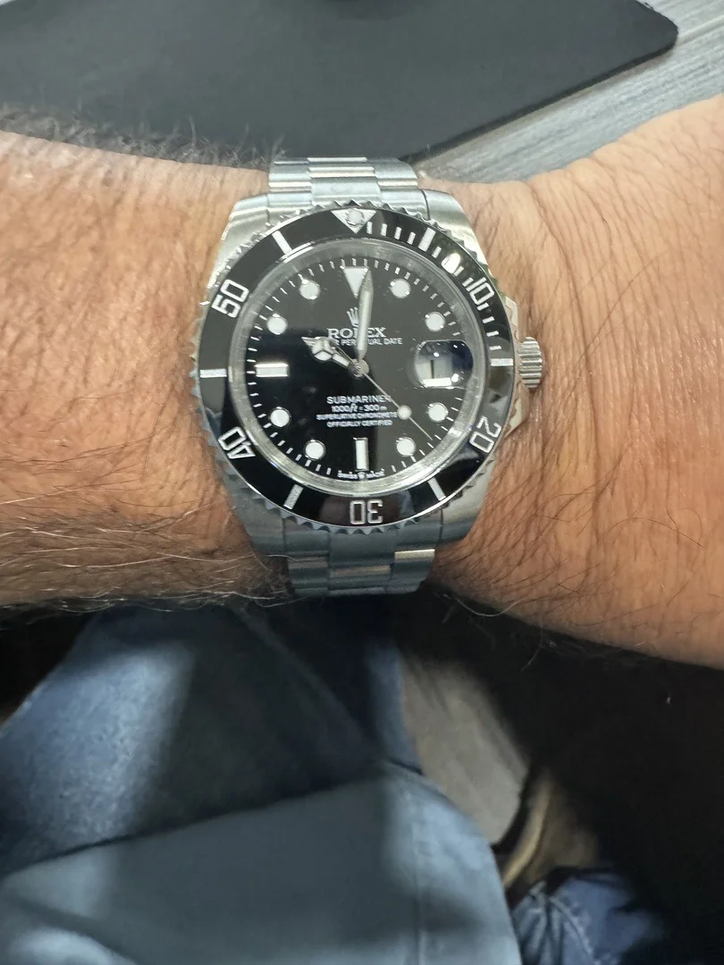 Rolex Submariner 41mm Black Dial 126610LN photo review