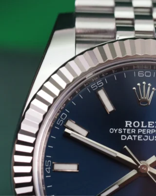 Replica Rolex Datejust Blue Dial 126334 Jubilee Style Perspective
