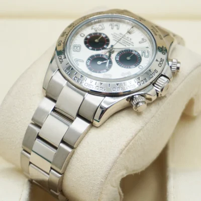 Superclone Rolex Daytona Panda Dial 116509 Arabic Numberals Close-Up Focus