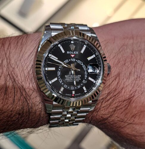 Click to view full screen Superclone Rolex Sky-Dweller Bright black Dial 336934 Jubilee photo review
