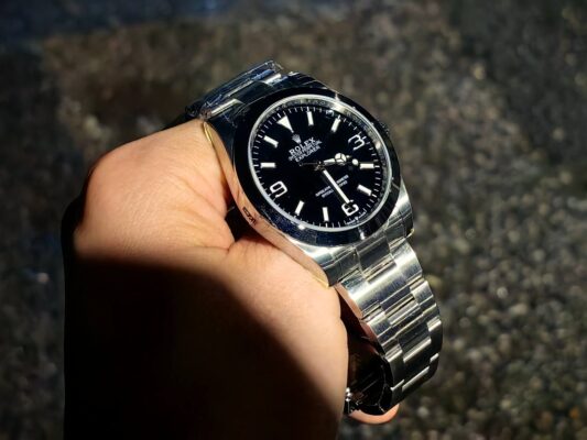 Superclone Rolex Explorer 40 mm Black Dial 224270 photo review