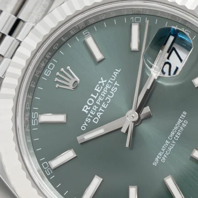 Replica Rolex Datejust Green Dial 126334 Jubilee Alternate Angle