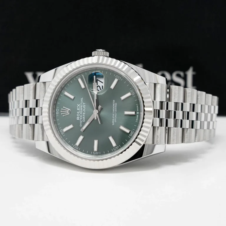 Replica Rolex Datejust Green Dial 126334 Jubilee Profile Shot