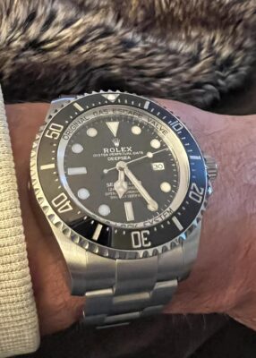 Click to view full screen Rolex Deepsea Black Dial 116660 photo review