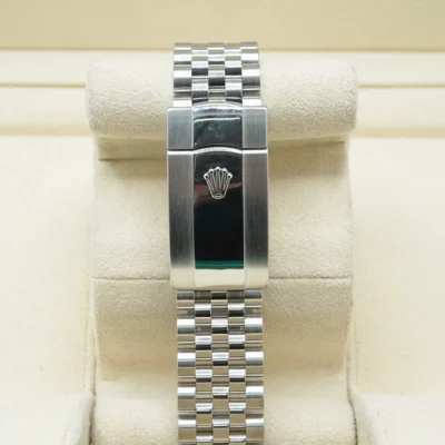 Replica Rolex Datejust Blue Dial 126334 Jubilee Roman Dials Profile Shot