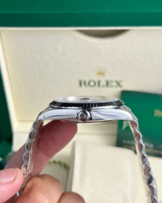 Replica Rolex Datejust Blue Dial Fluted Bezel Jubilee Bracelet