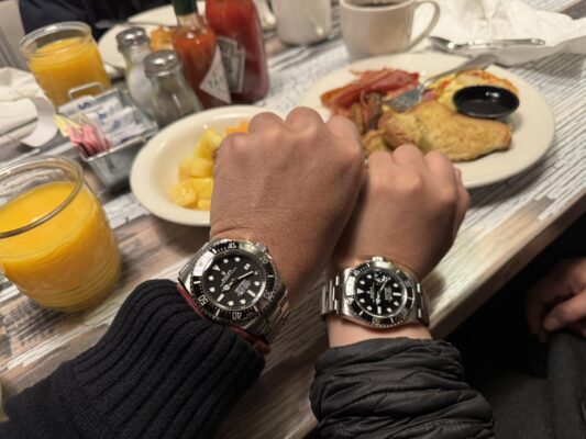 Click to view full screen Rolex Deepsea Black Dial 116660 photo review