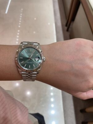 Click to view full screen Rolex Datejust Green Dial 126334 Jubilee 41 mm photo review