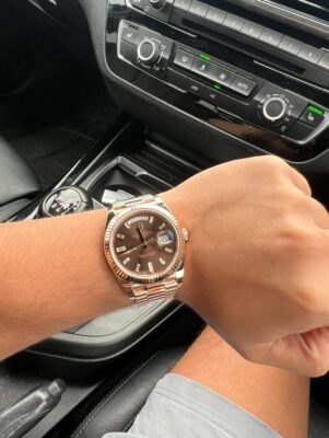 Rolex Day-Date II Black Dial 218235-2 40 mm photo review