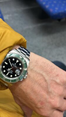 Rolex Submariner Black Dial 126610LV "Starbucks" photo review