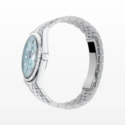 Replica Rolex Land-Dweller 40 mm platinum and diamonds Angle Detail