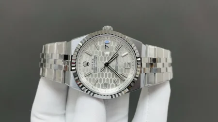 Rolex Land-Dweller 40 mm Oystersteel and white gold - Image 3