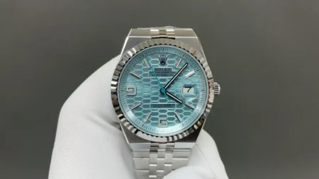 Replica Rolex Land-Dweller 40 mm platinum Perspective View
