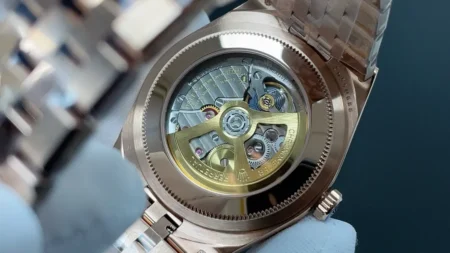 Rolex Land-Dweller 40 mm Everose gold - Image 7